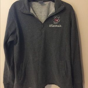 Wisconsin badgers pullover- M